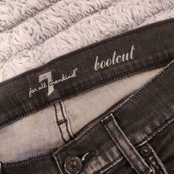 Faded blackish-gray 7 for all Mankind bootcut jeans size 29. - Picture 2 of 13